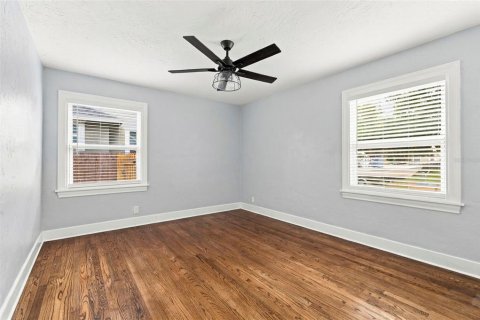 Villa ou maison à louer à Saint Petersburg, Floride: 2 chambres, 104.05 m2 № 2403172 - photo 26