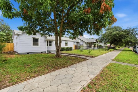 Villa ou maison à louer à Saint Petersburg, Floride: 2 chambres, 104.05 m2 № 2403172 - photo 6