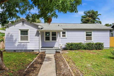 Villa ou maison à Saint Petersburg, Floride 2 chambres, 104.05 m2 № 2403172