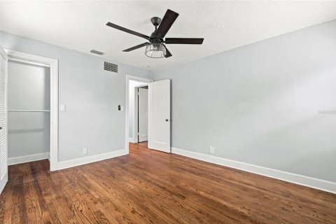 Villa ou maison à louer à Saint Petersburg, Floride: 2 chambres, 104.05 m2 № 2403172 - photo 28