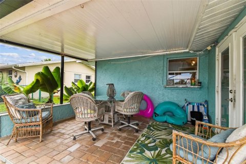 Villa ou maison à vendre à Port Richey, Floride: 3 chambres, 132.48 m2 № 1914142 - photo 16