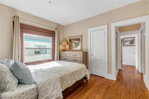 Commercial property in Daytona Beach, Florida 5 bedrooms, 306.58 sq.m. № 2390931 - photo 16