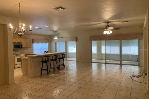House in Ocala, Florida 3 bedrooms, 159.23 sq.m. № 1353394 - photo 5