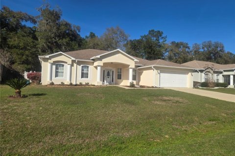 House in Ocala, Florida 4 bedrooms, 207.64 sq.m. № 1565044 - photo 2