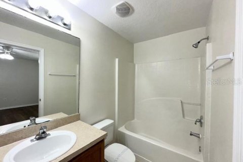 Villa ou maison à louer à Kissimmee, Floride: 3 chambres, 103.68 m2 № 1870572 - photo 7