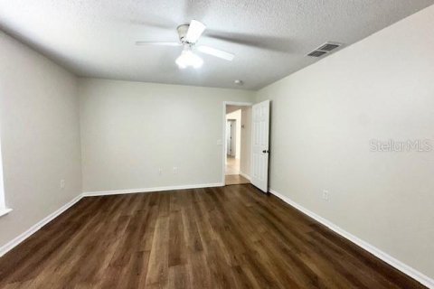 Villa ou maison à louer à Kissimmee, Floride: 3 chambres, 103.68 m2 № 1870572 - photo 8