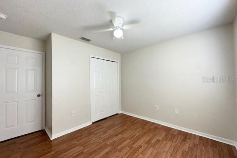 Villa ou maison à louer à Kissimmee, Floride: 3 chambres, 103.68 m2 № 1870572 - photo 12