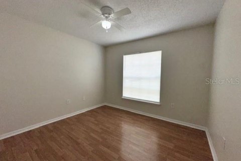 Villa ou maison à louer à Kissimmee, Floride: 3 chambres, 103.68 m2 № 1870572 - photo 11