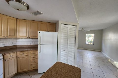 Condo in Ocala, Florida, 1 bedroom  № 1723974 - photo 13