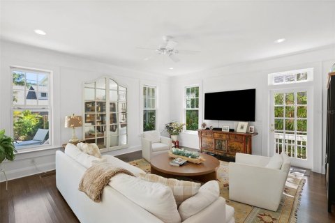 Casa en venta en Tampa, Florida, 4 dormitorios, 395.21 m2 № 2221723 - foto 22