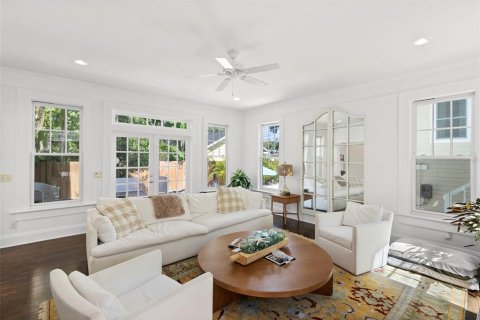 Casa en venta en Tampa, Florida, 4 dormitorios, 395.21 m2 № 2221723 - foto 26