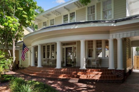 Casa en venta en Tampa, Florida, 4 dormitorios, 395.21 m2 № 2221723 - foto 3