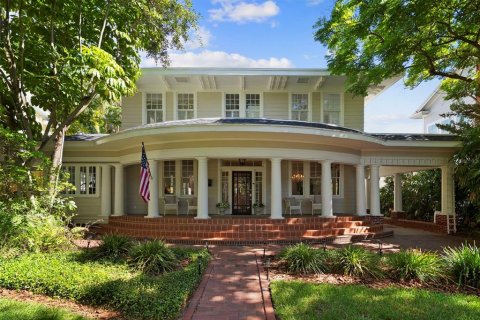 Villa ou maison à Tampa, Floride 4 chambres, 395.21 m2 № 2221723