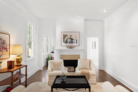 Casa en venta en Tampa, Florida, 4 dormitorios, 395.21 m2 № 2221723 - foto 14