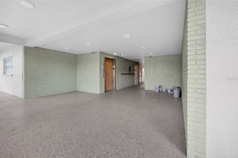 Copropriété à vendre à Saint Petersburg, Floride: 2 chambres, 102.19 m2 № 2115132 - photo 24