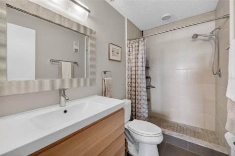 Copropriété à vendre à Saint Petersburg, Floride: 2 chambres, 102.19 m2 № 2115132 - photo 18