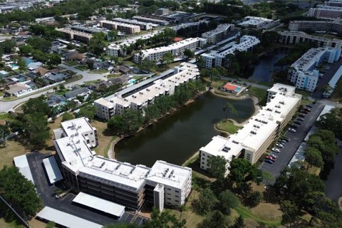 Copropriété à vendre à Saint Petersburg, Floride: 2 chambres, 102.19 m2 № 2115132 - photo 29
