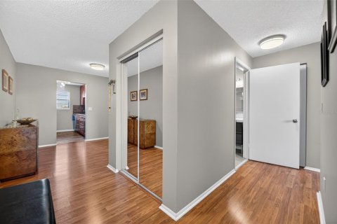 Copropriété à vendre à Saint Petersburg, Floride: 2 chambres, 102.19 m2 № 2115132 - photo 5