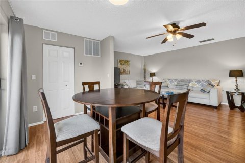 Copropriété à vendre à Saint Petersburg, Floride: 2 chambres, 102.19 m2 № 2115132 - photo 11