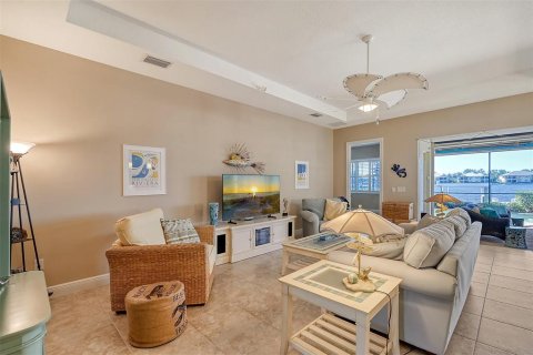 Casa en venta en Bradenton, Florida, 3 dormitorios, 189.43 m2 № 2385758 - foto 10