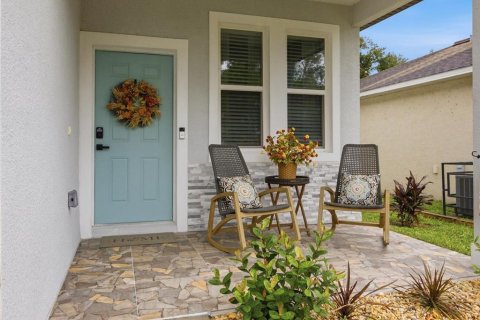House in Sanford, Florida 3 bedrooms, 135.08 sq.m. № 2410691 - photo 4