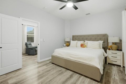 House in Sanford, Florida 3 bedrooms, 135.08 sq.m. № 2410691 - photo 27