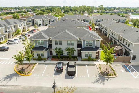 Townhouse in Kissimmee, Florida 4 bedrooms, 159.88 sq.m. № 1821016 - photo 3