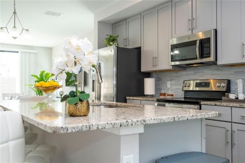 Townhouse in Kissimmee, Florida 4 bedrooms, 159.88 sq.m. № 1821016 - photo 10