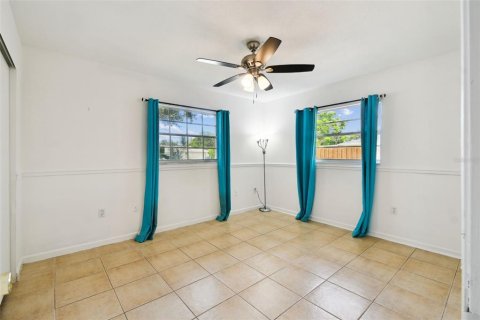 House in Bradenton, Florida 3 bedrooms, 111.48 sq.m. № 1849951 - photo 30