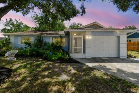 House in Bradenton, Florida 3 bedrooms, 111.48 sq.m. № 1849951 - photo 1