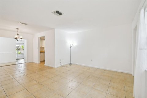 House in Bradenton, Florida 3 bedrooms, 111.48 sq.m. № 1849951 - photo 11