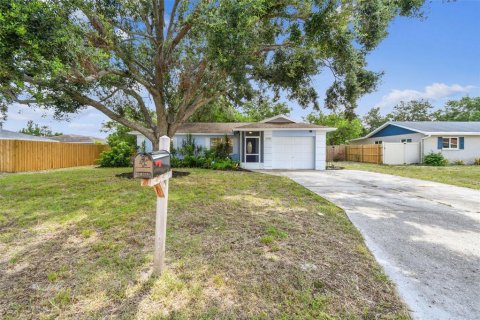 House in Bradenton, Florida 3 bedrooms, 111.48 sq.m. № 1849951 - photo 2