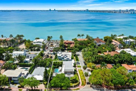 Casa en venta en Miami Beach, Florida, 4 dormitorios, 316.8 m2 № 1836772 - foto 5