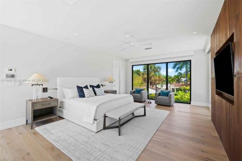 Casa en venta en Miami Beach, Florida, 4 dormitorios, 316.8 m2 № 1836772 - foto 22