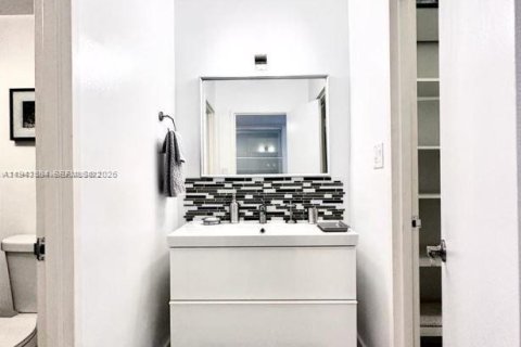 Condominio en venta en Miami Beach, Florida, 1 dormitorio, 51.1 m2 № 2152796 - foto 6
