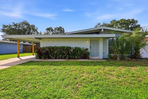 Villa ou maison à Bradenton, Floride 3 chambres, 117.06 m2 № 2411402