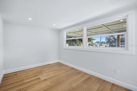 Villa ou maison à louer à Bradenton, Floride: 3 chambres, 117.06 m2 № 2411402 - photo 18