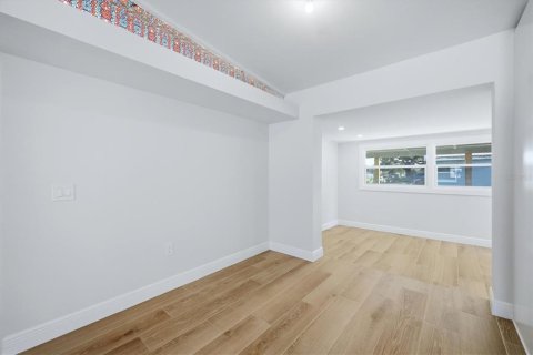 Villa ou maison à louer à Bradenton, Floride: 3 chambres, 117.06 m2 № 2411402 - photo 15