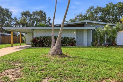 Villa ou maison à louer à Bradenton, Floride: 3 chambres, 117.06 m2 № 2411402 - photo 2