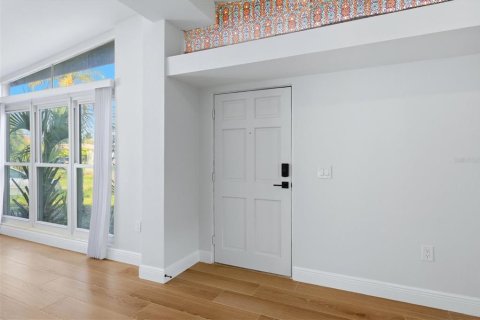 Villa ou maison à louer à Bradenton, Floride: 3 chambres, 117.06 m2 № 2411402 - photo 5