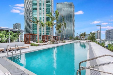 Copropriété à vendre à Miami, Floride: 2 chambres, 101.08 m2 № 1960817 - photo 13