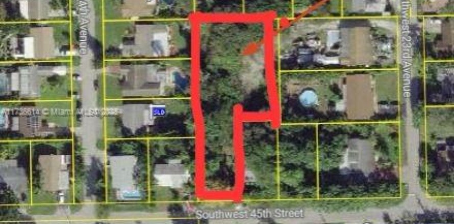 Terrain à Dania Beach, Floride № 2018986