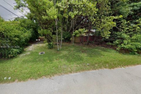 Terrain à vendre à Dania Beach, Floride № 2018986 - photo 3