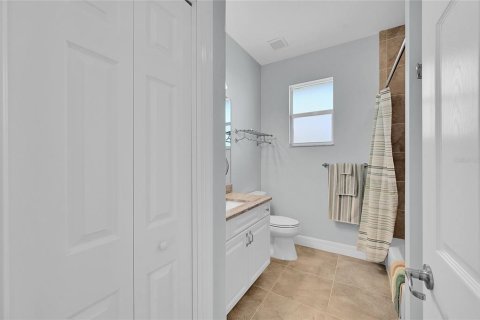 House in Rotonda, Florida 3 bedrooms, 198.63 sq.m. № 1904998 - photo 25