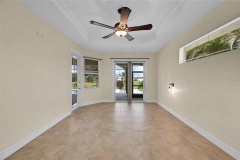 House in Rotonda, Florida 3 bedrooms, 198.63 sq.m. № 1904998 - photo 30