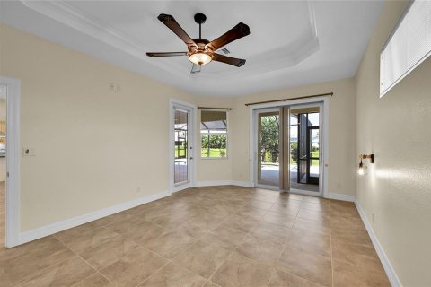 House in Rotonda, Florida 3 bedrooms, 198.63 sq.m. № 1904998 - photo 29