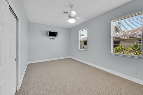 House in Rotonda, Florida 3 bedrooms, 198.63 sq.m. № 1904998 - photo 19