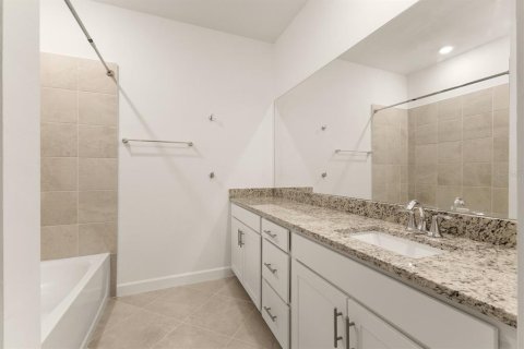 Adosado en alquiler en Bradenton, Florida, 3 dormitorios, 174.56 m2 № 1912423 - foto 18