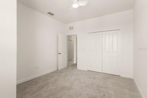 Adosado en alquiler en Bradenton, Florida, 3 dormitorios, 174.56 m2 № 1912423 - foto 17