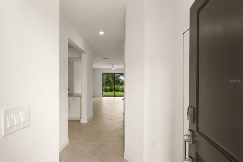 Adosado en alquiler en Bradenton, Florida, 3 dormitorios, 174.56 m2 № 1912423 - foto 3